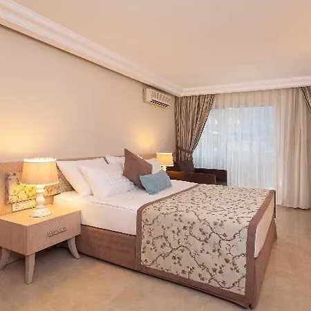 Resort Xperia Saray 4*